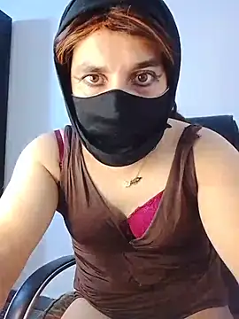 Banouti_23 webcam
