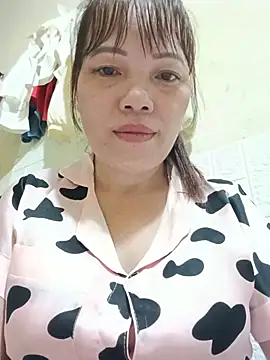 Sana-vn live cam on StripChat