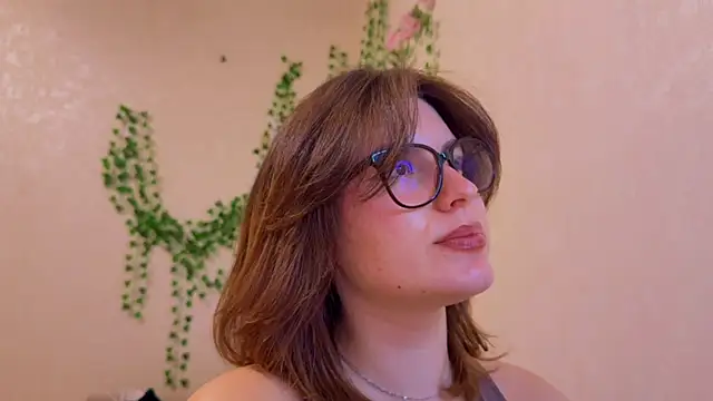 orangeme live cam on StripChat