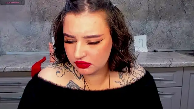 NikkiSummer live cam on StripChat