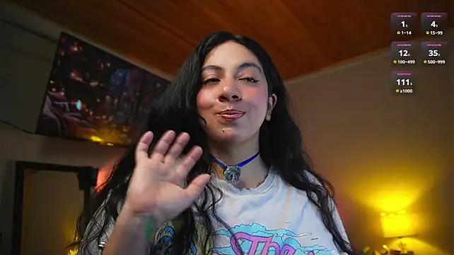 coraline_latin live cam on StripChat