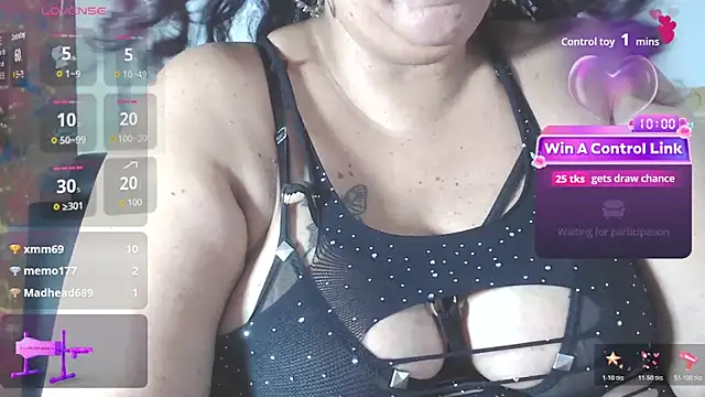 BiirdyDavis live cam on StripChat
