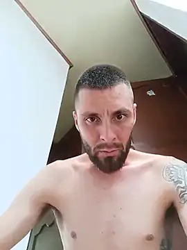 Dracoandr live cam on StripChat