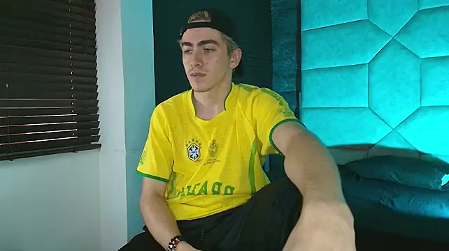 Tyler_Mcrey webcam