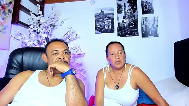 John_n_Kate live cam on StripChat