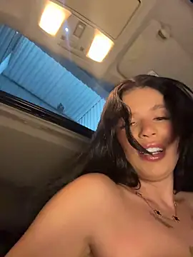 Rafaellaz live cam on StripChat