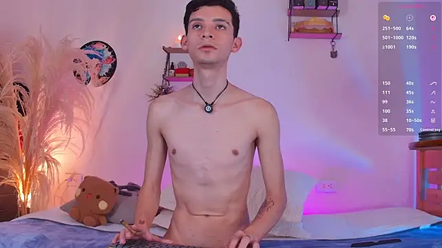 VicenteFerrer live cam on StripChat