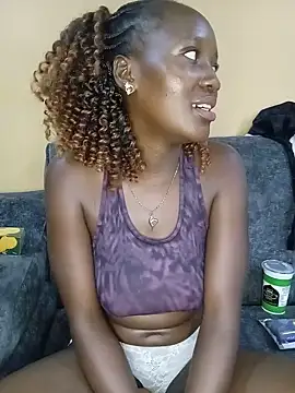 queenpee254 webcam