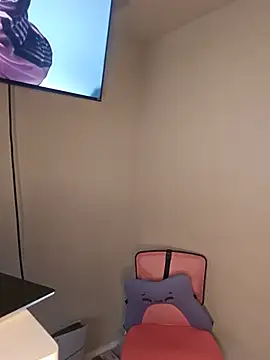 oliviaprettypussy webcam
