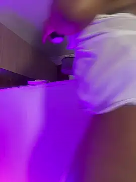 Angela_Mirelle webcam