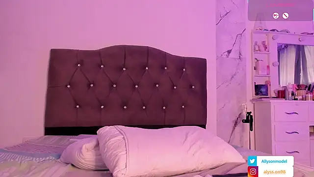 alysson_18 webcam