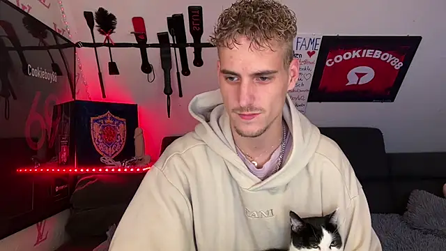 Cookieboy88 live sex cam