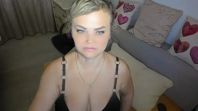 MildMature webcam