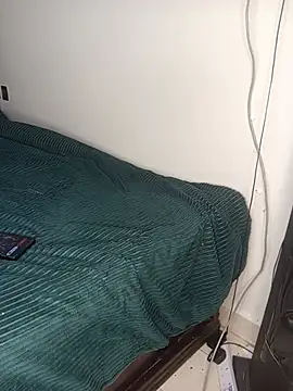 Fynwine8 live cam on StripChat