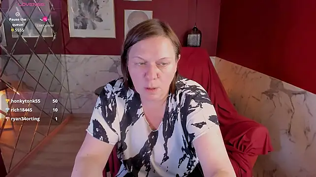 KellyPerfection webcam
