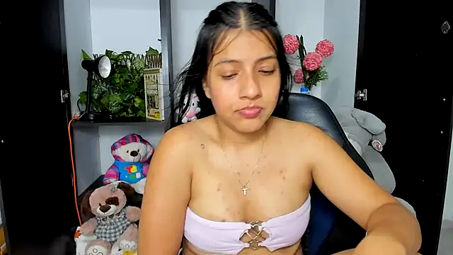 zara_cute webcam