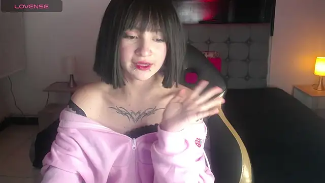 _Charlotte_Collins_ webcam