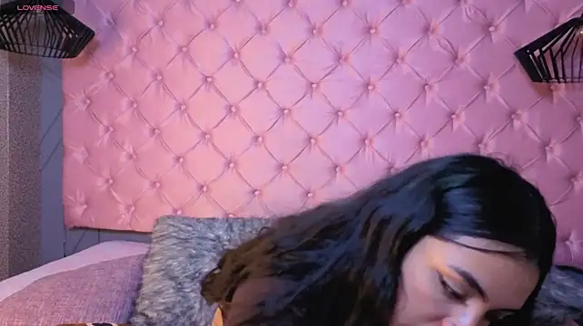 Sara-Messy webcam