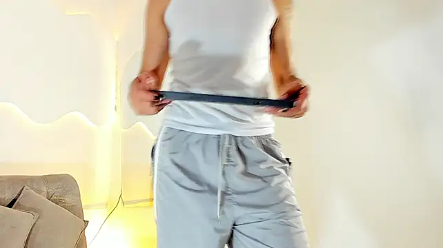ArohomLester_ webcam