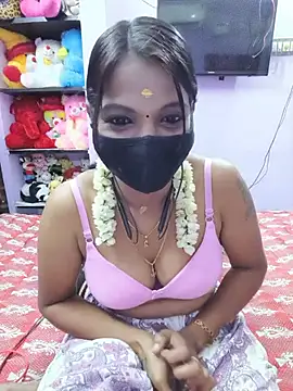 Tamil_Ishu webcam