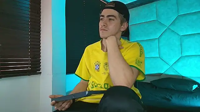 Tyler_Mcrey webcam