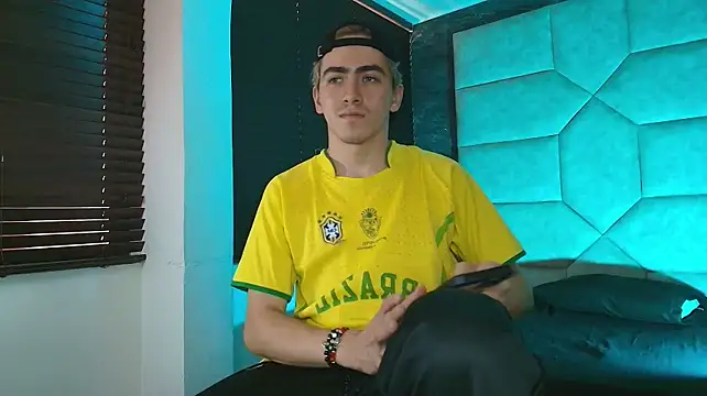 Tyler_Mcrey webcam