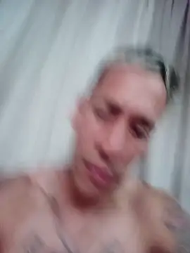 Elmono__1 webcam