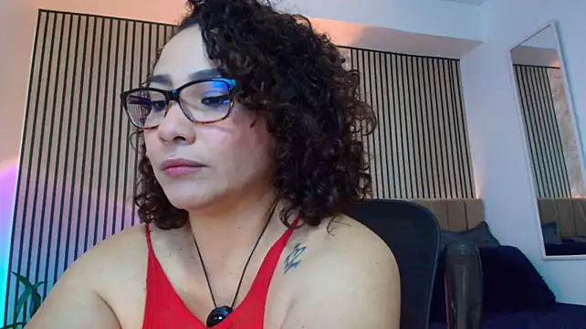 JuliRamirez webcam
