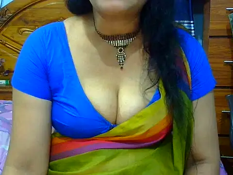 Horny_Doll24 webcam