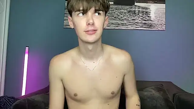YourMilkyGuy live sex cam