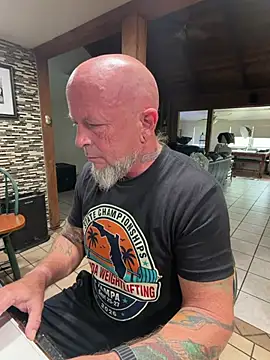 FitFloridaDaddy live sex cam