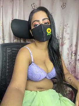 Naughty_Queen49 webcam