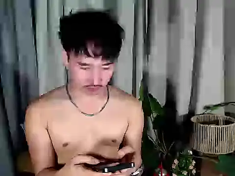 Bhemore24 live cam on StripChat