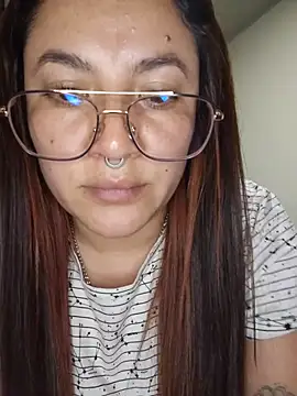 samm_curvy webcam