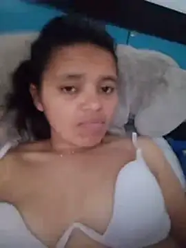 selena_foxy live cam on StripChat