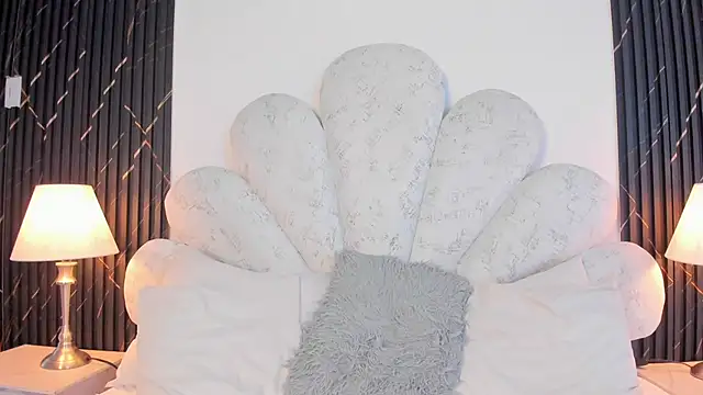 Victoria_Guzman webcam