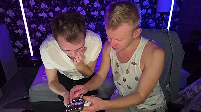 Vuitton live cam on StripChat
