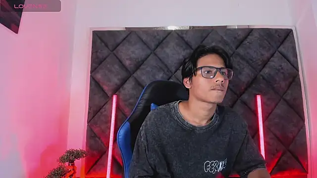 LiamKron webcam