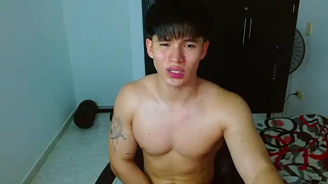 ryo_kush_ webcam