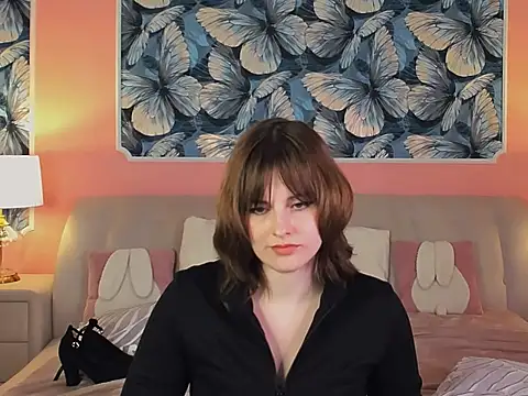 BEATRICE_LOWRY webcam