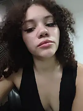 AntonellaVelvet_ webcam