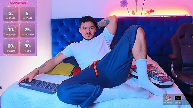 jeisonstark live cam on StripChat