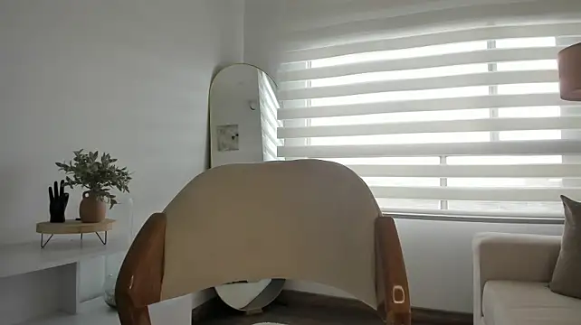 Ori_valentina webcam