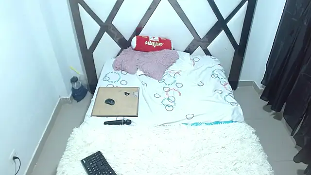 ChloexBigAss live cam preview