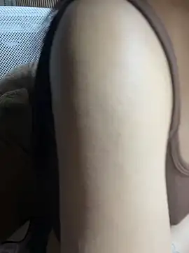 Mina048 webcam