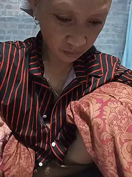 Linda-04 webcam