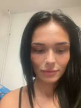 FlirtyFoxyxx live sex cam