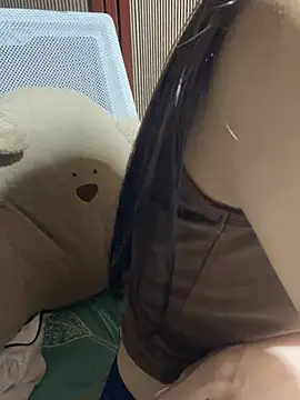 Mina048 live cam on StripChat