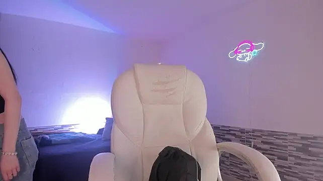 KittyVelve live cam on StripChat