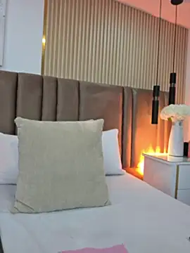SaraLugo live cam preview